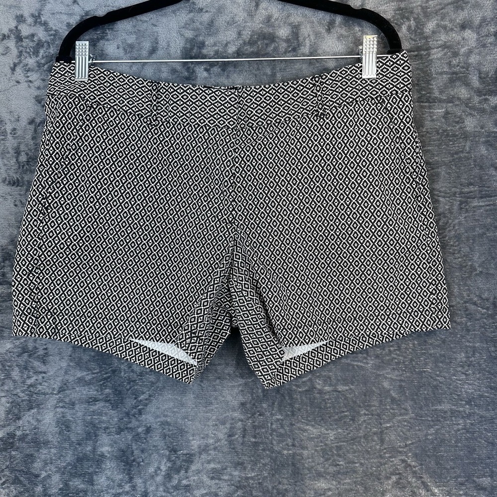Land N Sea Short's Womens Sz 12 ( Waist 36) Front Pockets